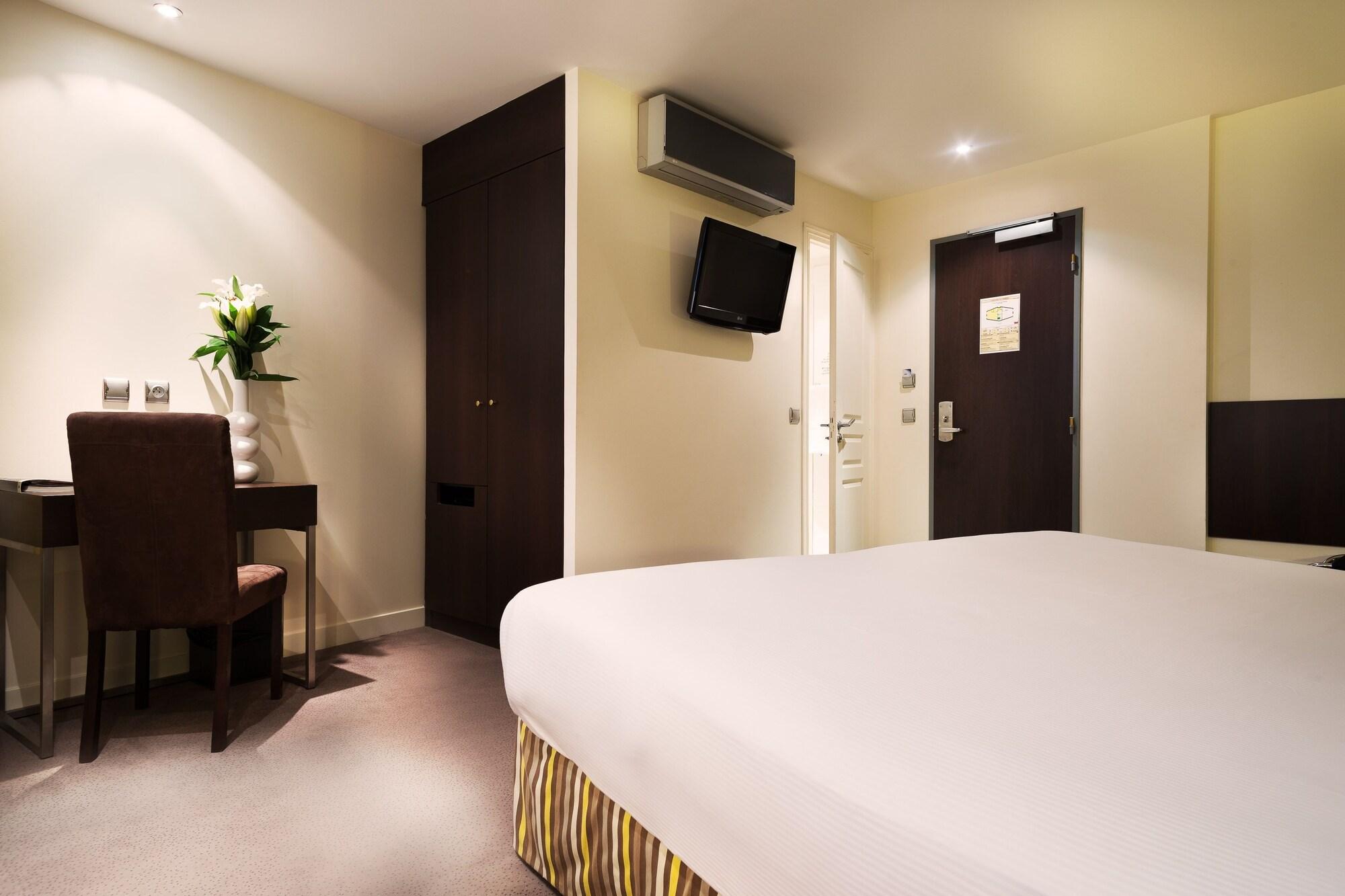 Arc De Triomphe Hotel Paris Exterior photo